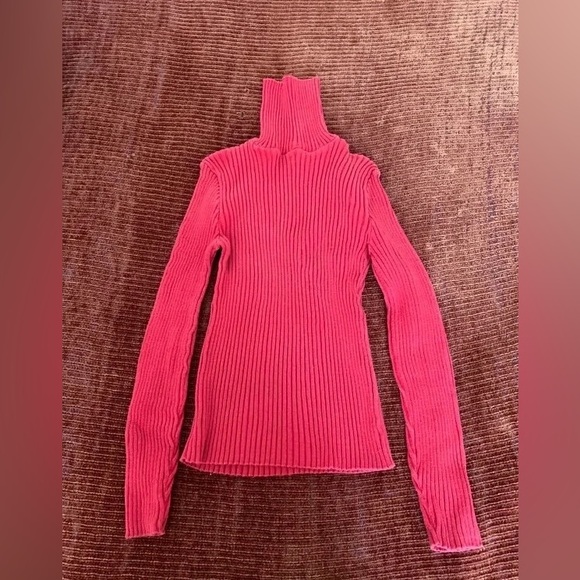 Red Ribbed Turtleneck - Picture 4 of 13